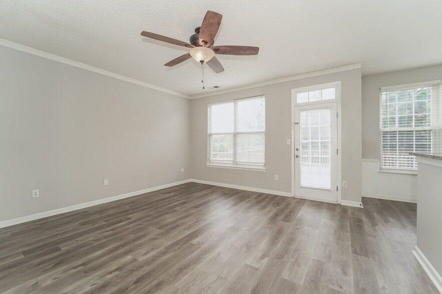 Building Photo - 4705 Fox Thorne Dr