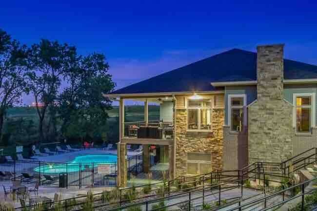 Building Photo - 8350 Cascade Ave