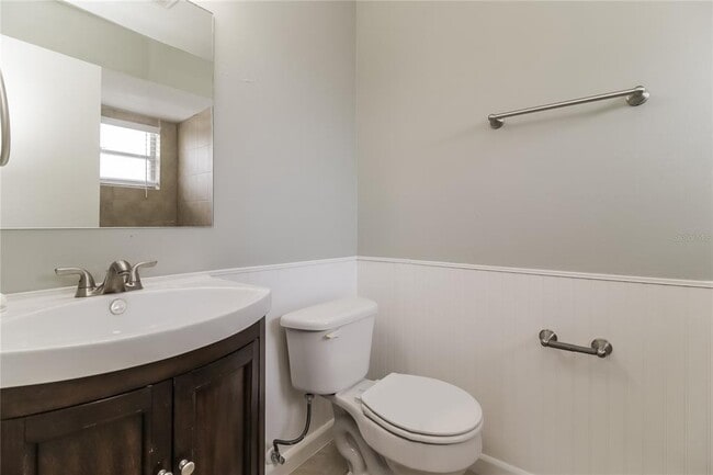 Building Photo - 3014 Windchime Cir W
