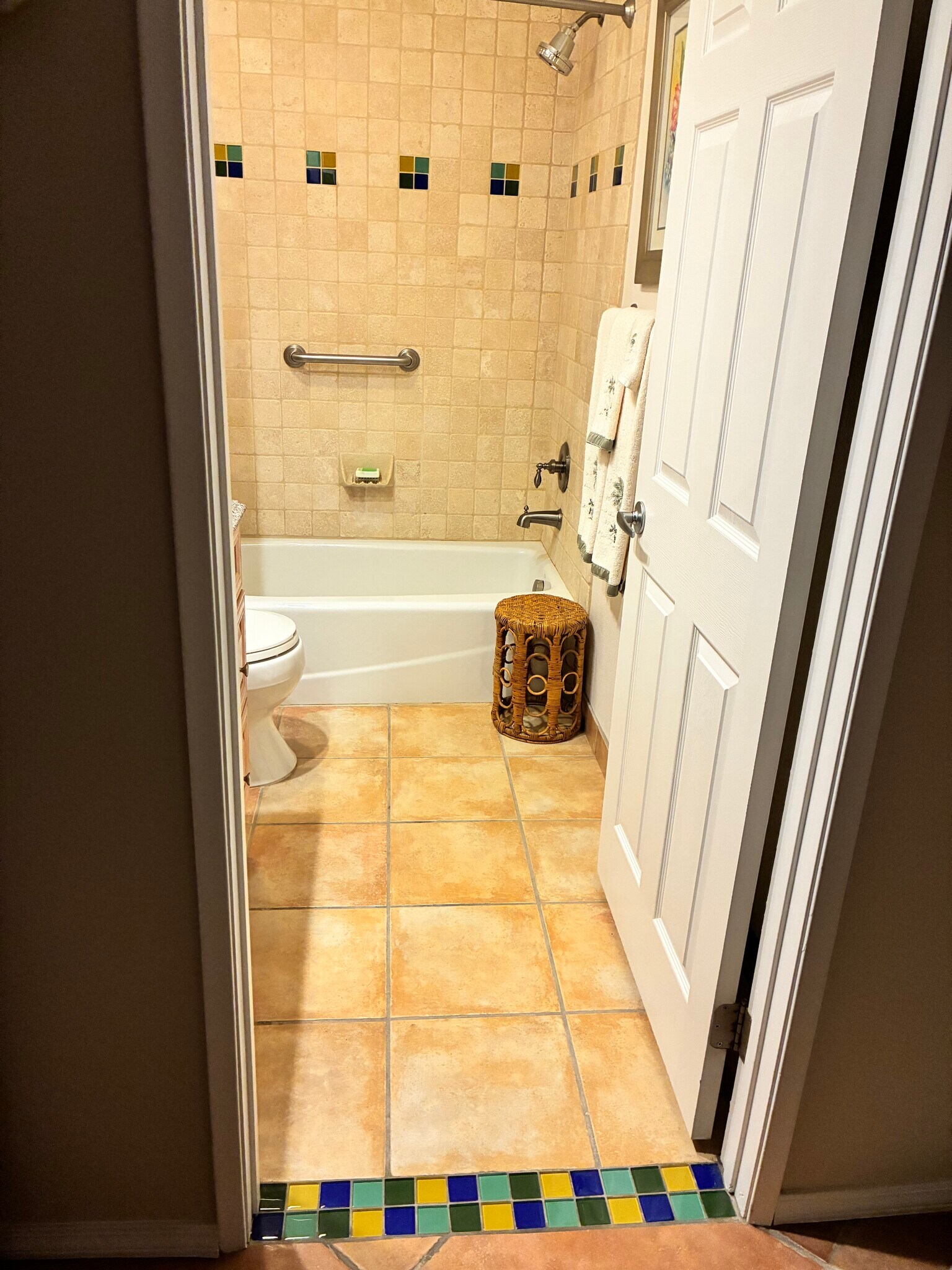 Second bathroom - 1254 Tiffany Cir S