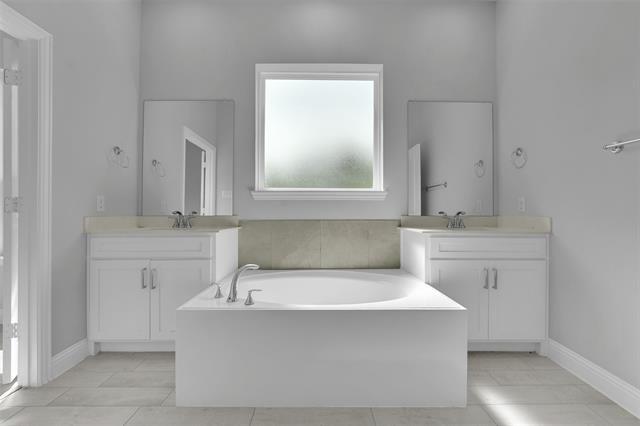 Building Photo - 3004 Cremini Fls