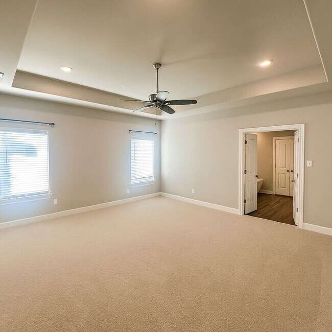 Building Photo - 3/2/2 Home in Kelsey Park – Former Parade of Homes Showcase!