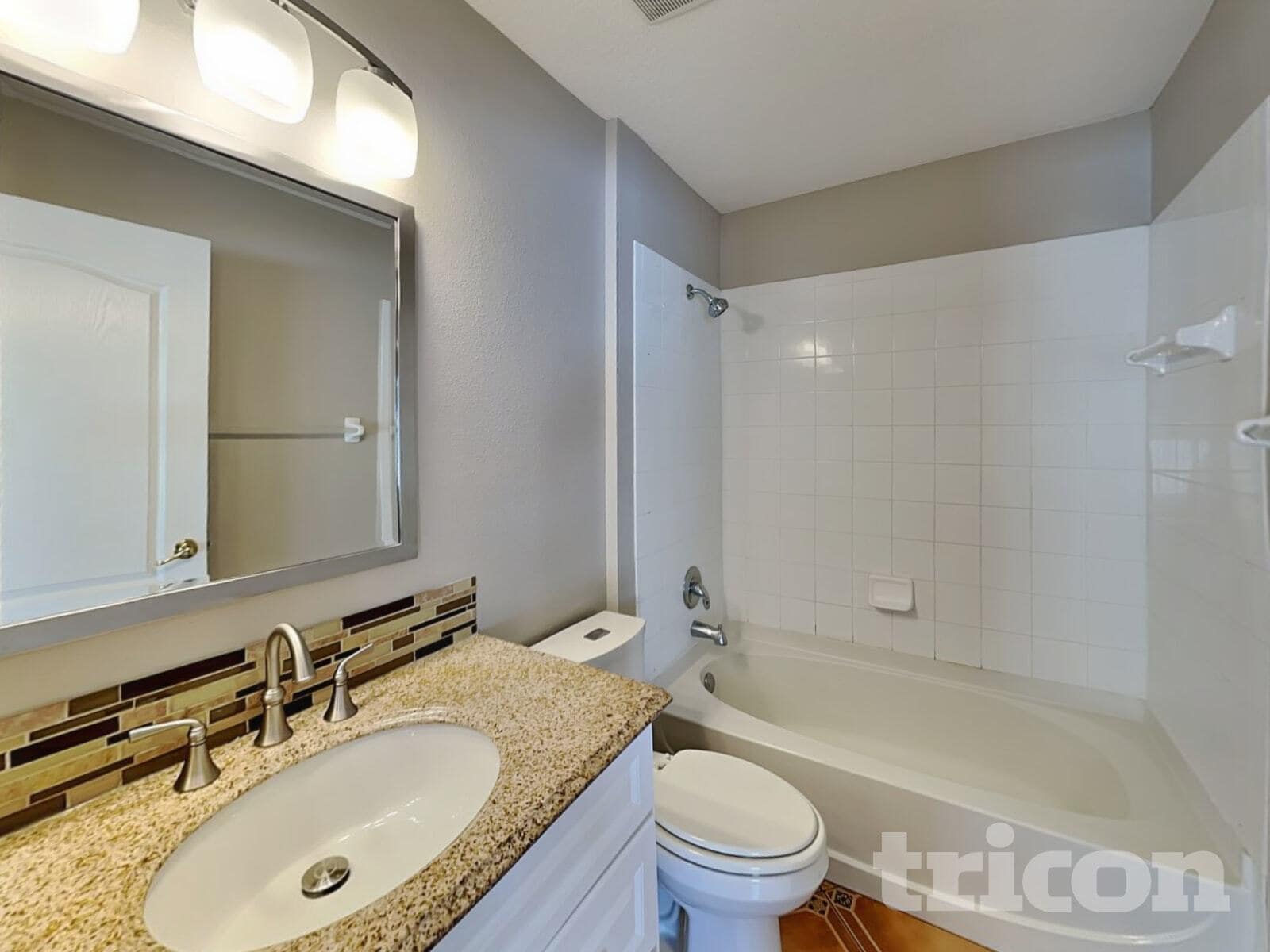 Building Photo - 30843 Birdhouse Dr