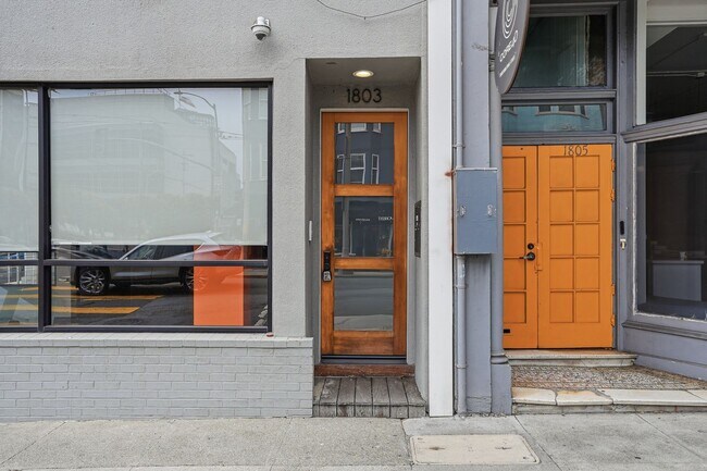 Building Photo - 1801 Divisadero St