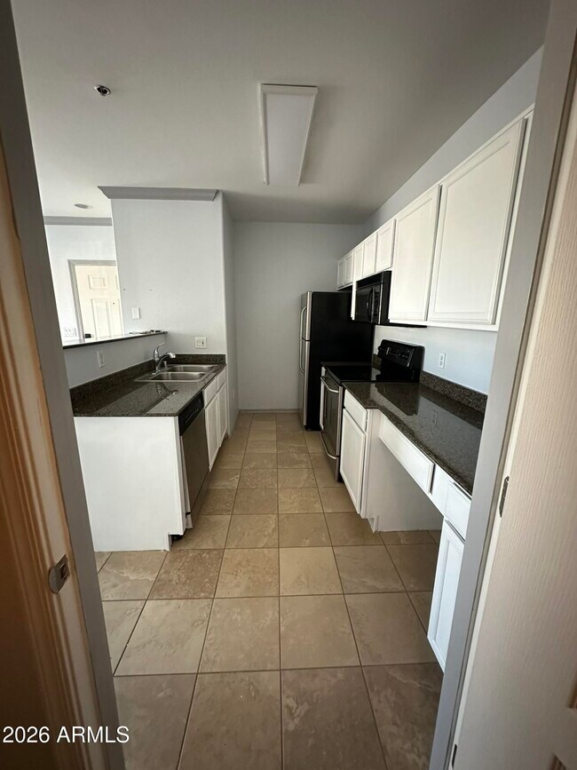 Building Photo - 2134 E Broadway Rd