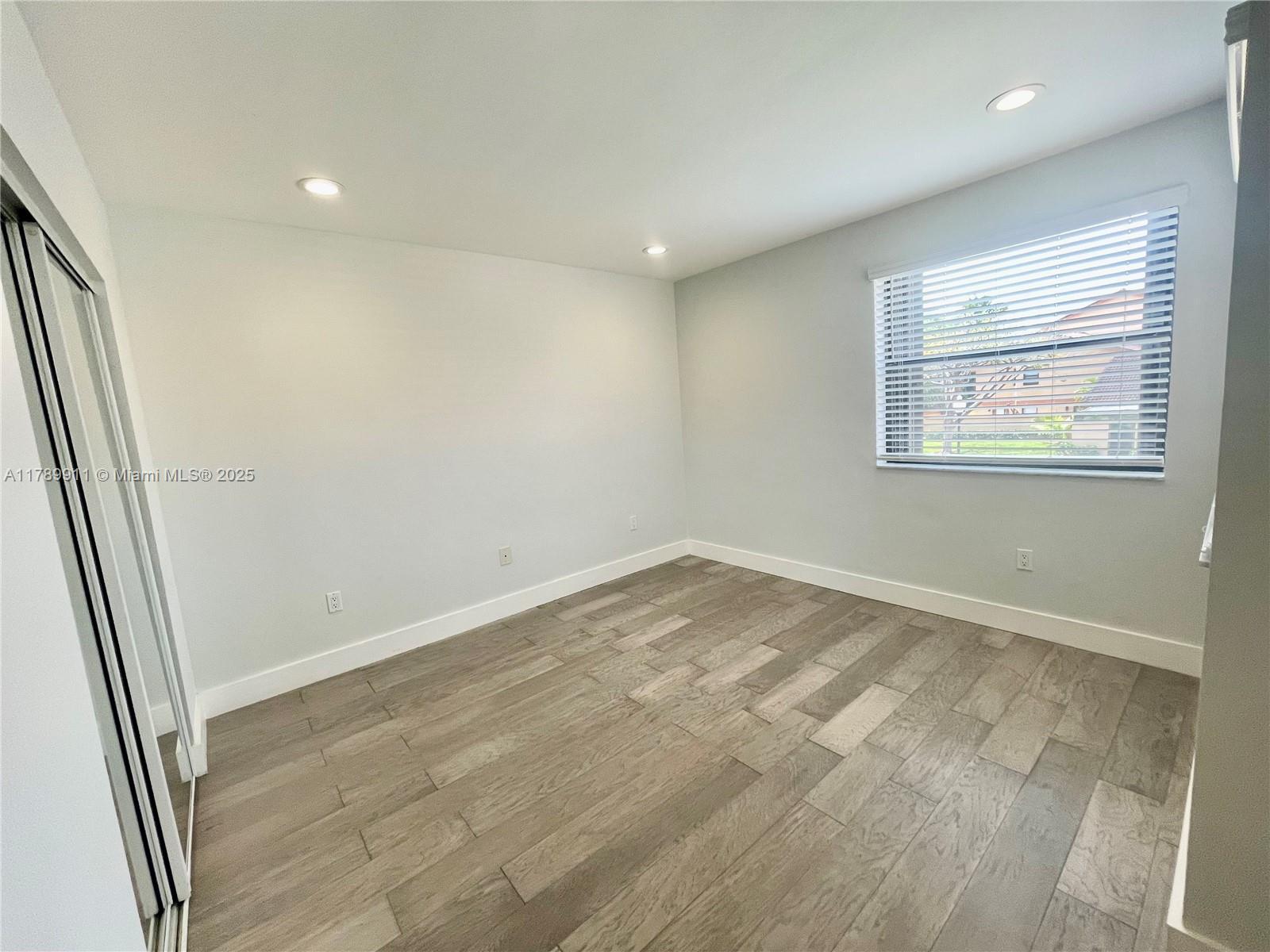 Building Photo - 11325 SW 9th Ct