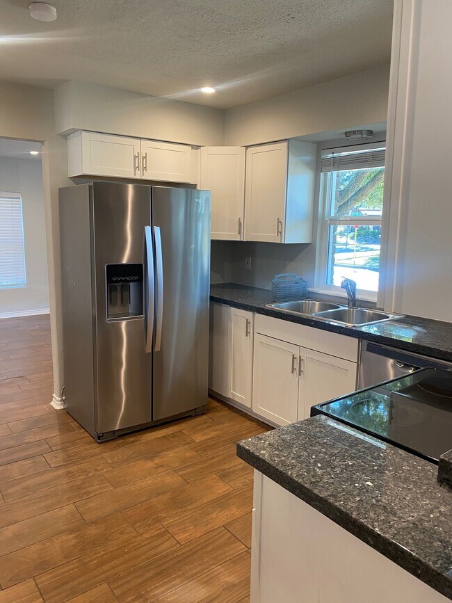 Building Photo - 4603 Hickory Downs Dr