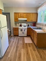 Building Photo - 1132 Milford St