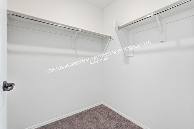 Building Photo - 8839 E Raven Hill Wy