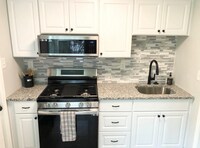 Building Photo - 2900 Verdun Ave