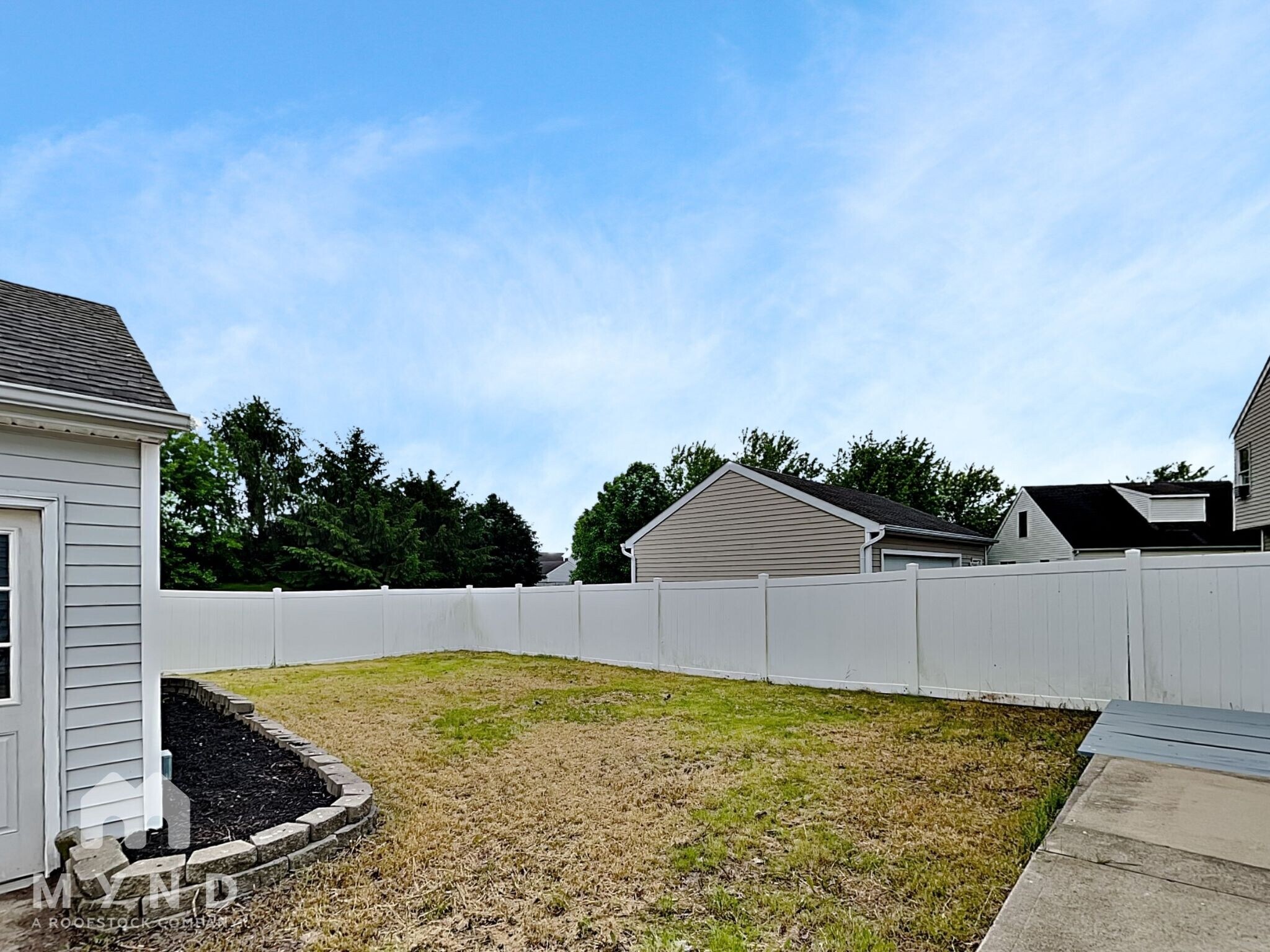 Building Photo - 362 Ashford Ave
