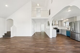 Building Photo - 6935 W Holiday St