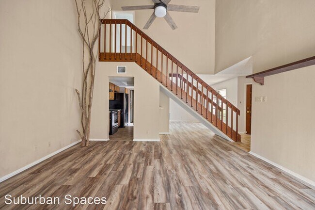 Building Photo - 2 br, 2 bath House - 5738 Spring Night