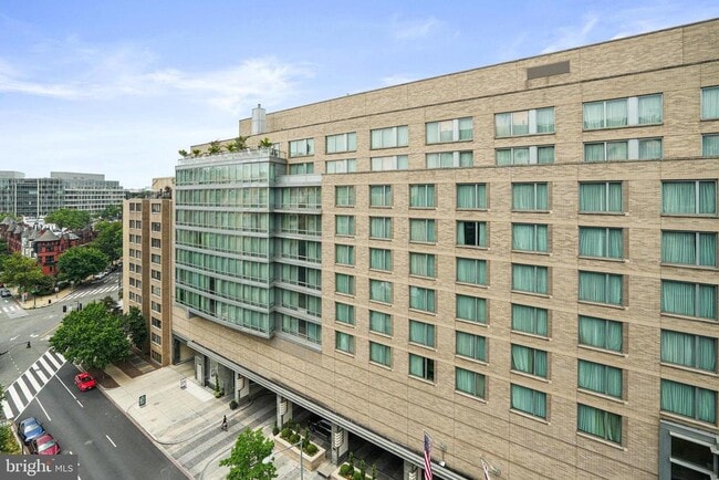 Building Photo - 1177 22nd St NW