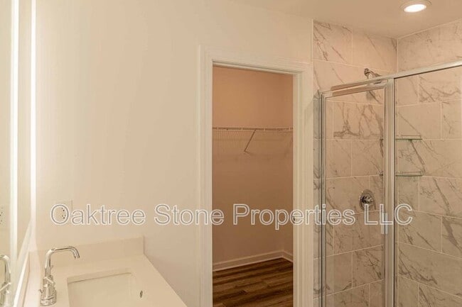 Building Photo - 3378 Skyland Dr