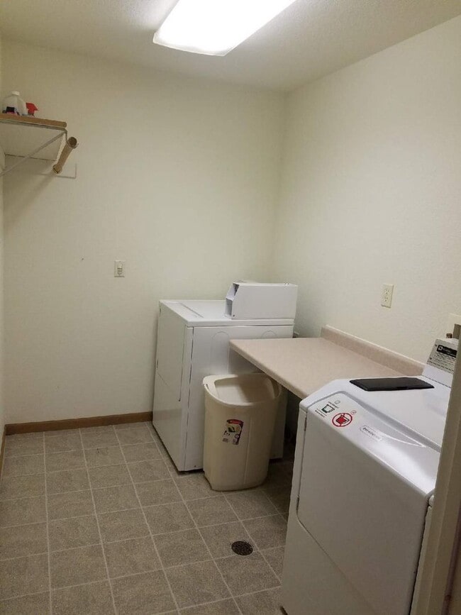 Building Photo - Castle Rock 395 BLDG