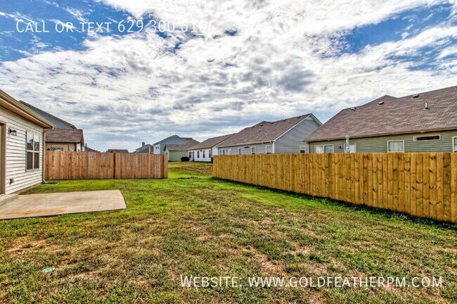 Building Photo - 3353 Tourmaline Dr