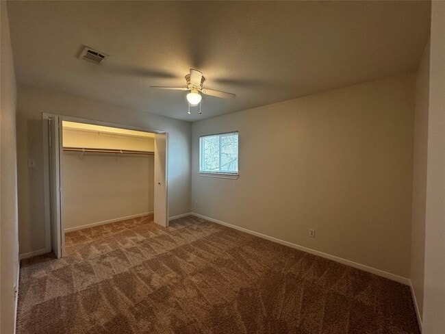Building Photo - 3619 Summit Bend