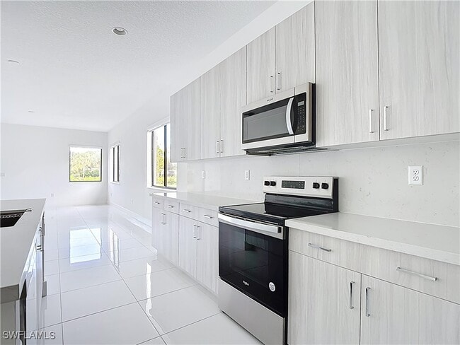 Building Photo - 5305 Marano Dr