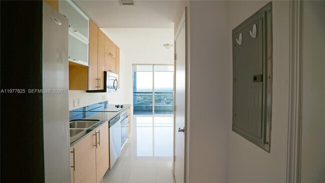 Building Photo - 60 SW 13th St