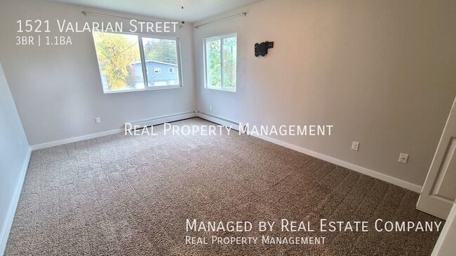 Building Photo - 1521 Valarian St