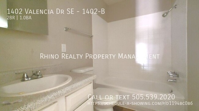 Building Photo - 1402 Valencia Dr SE