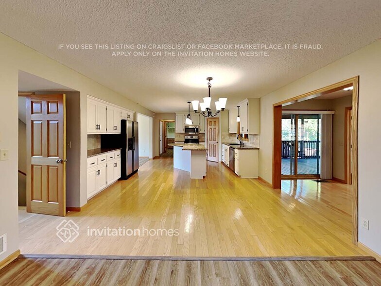 Building Photo - 10410 Stony Creek Dr