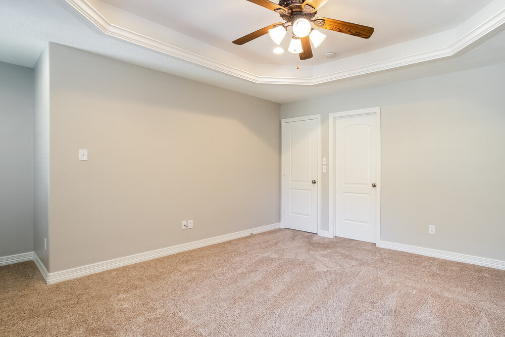 Building Photo - 612 Spruce Dr