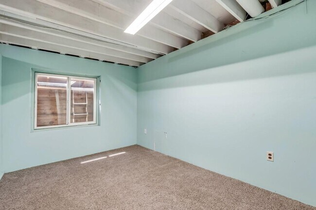 Building Photo - 1857 Winchester Ct
