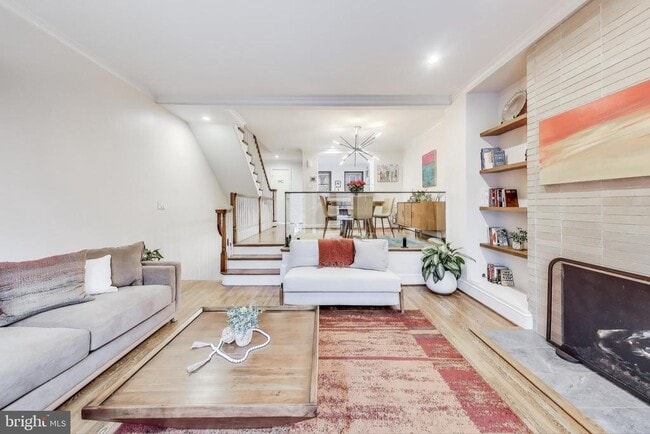 Building Photo - 117 Quay St