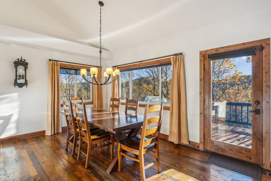 Building Photo - 7240 Buckboard Dr