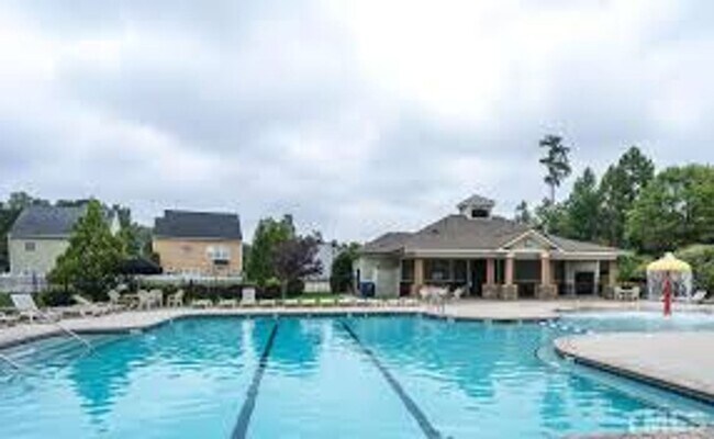 Building Photo - Updated Home with Fenced Yard in Massey Preserve