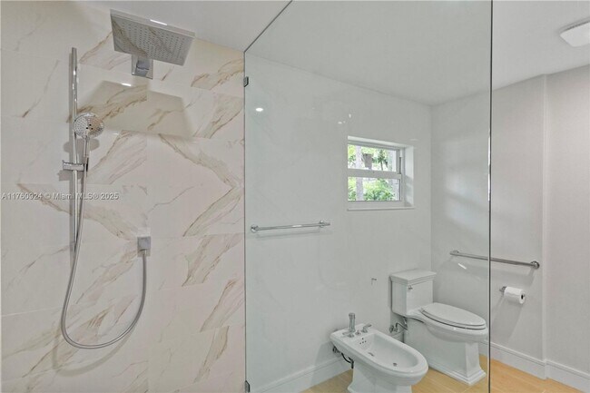 Building Photo - 809 Cypress Blvd