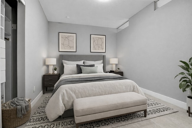 Building Photo - $1,390.95 - 1 Bed, 1 Bath Condo with In Unit Laundry in a Secured Building with an Elevator!