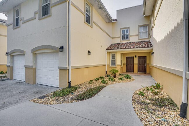 Building Photo - 25 Riverview Bend N