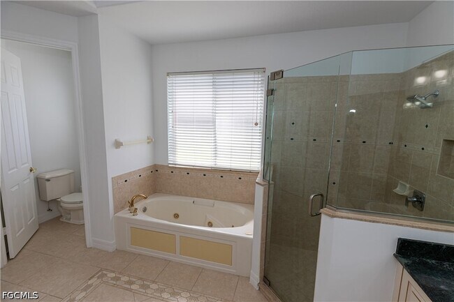 Building Photo - 8789 Paseo De Valencia St