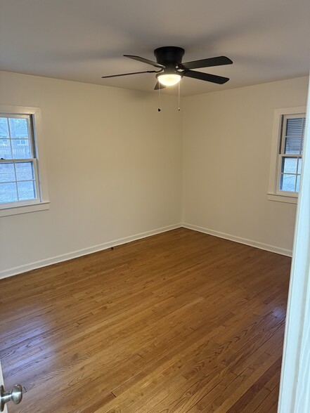 Building Photo - 1614 Woodrow Ave