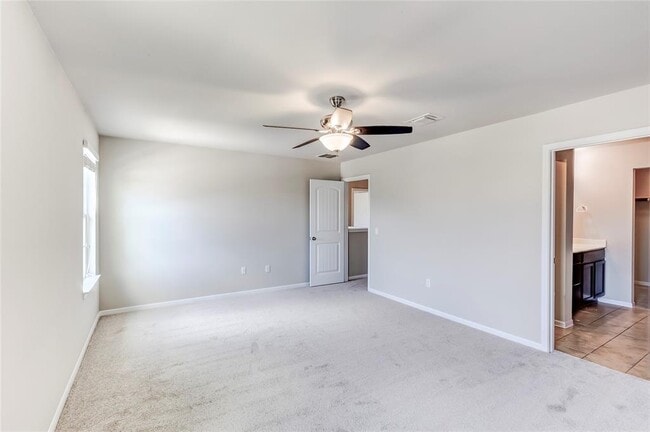 Building Photo - 1710 Atlantica St