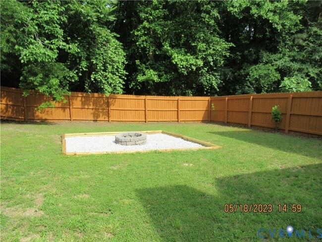 Building Photo - 429 Nottingham Dr