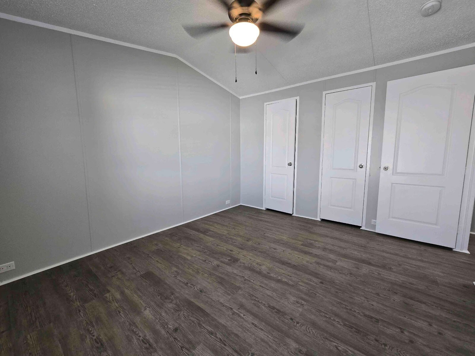 Building Photo - 709 N Collins Fwy