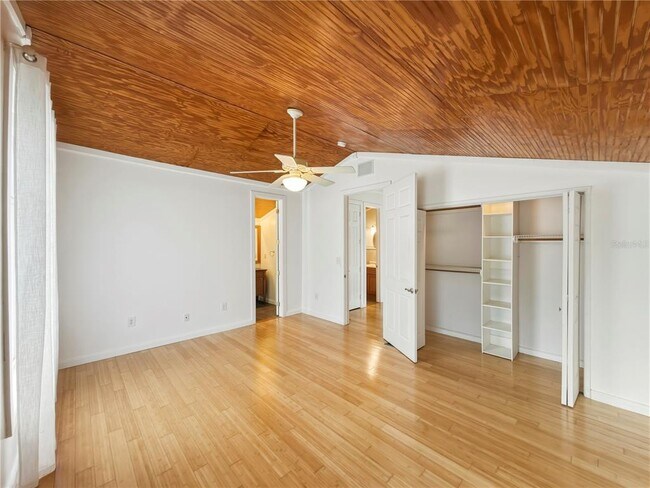 Building Photo - 211 E 131st Ave