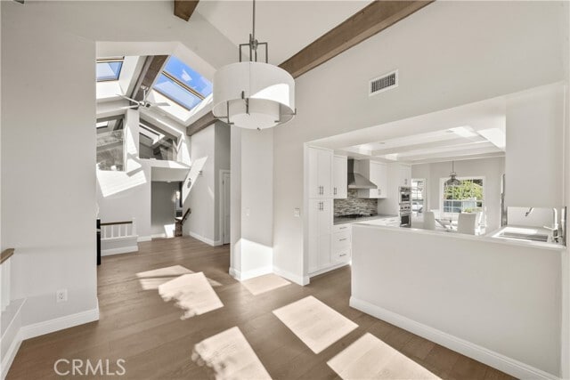 Building Photo - 703 Calle Brisa