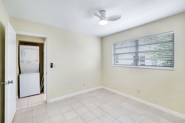 Building Photo - Goodland
