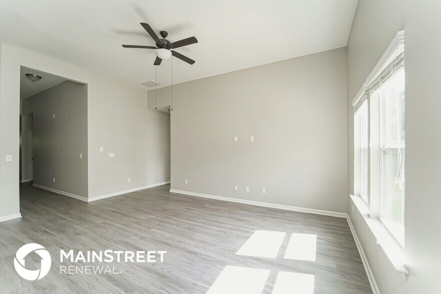 Building Photo - 10422 Kempsford Dr