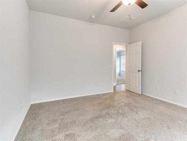 Building Photo - 11104 NW 99th St