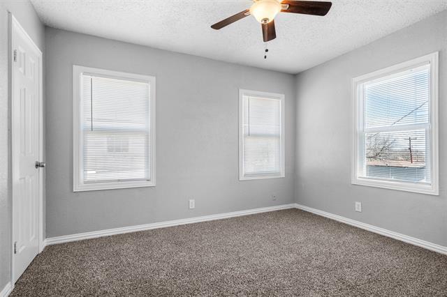 Building Photo - 2118 Lee Ave