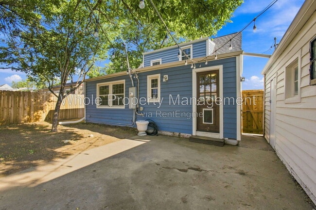 Building Photo - 1770 W Beekman Pl