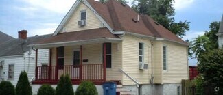 Building Photo - 727 E 7th St