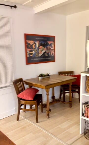 Through the living rm into small dinning area - 1302 S N St