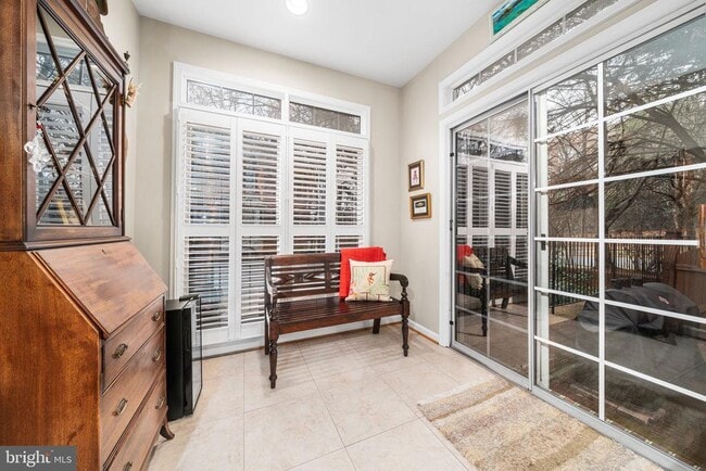 Building Photo - 4620 Knight Pl